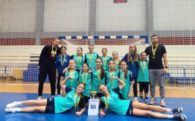 DVIJE MEDALJE ZA NAŠE RUKOMETAŠE I RUKOMETAŠICE OD 4. DO 6. RAZREDA NA PRVENSTVU GRADA ZAGREBA – DJEVOJČICE IDU NA DRŽAVNO PRVENSTVO