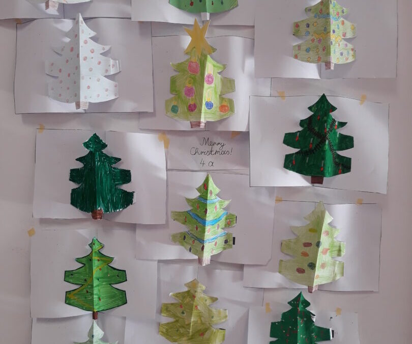 Merry Christmas and Happy New Year u 1., 3. i 4.a razredu